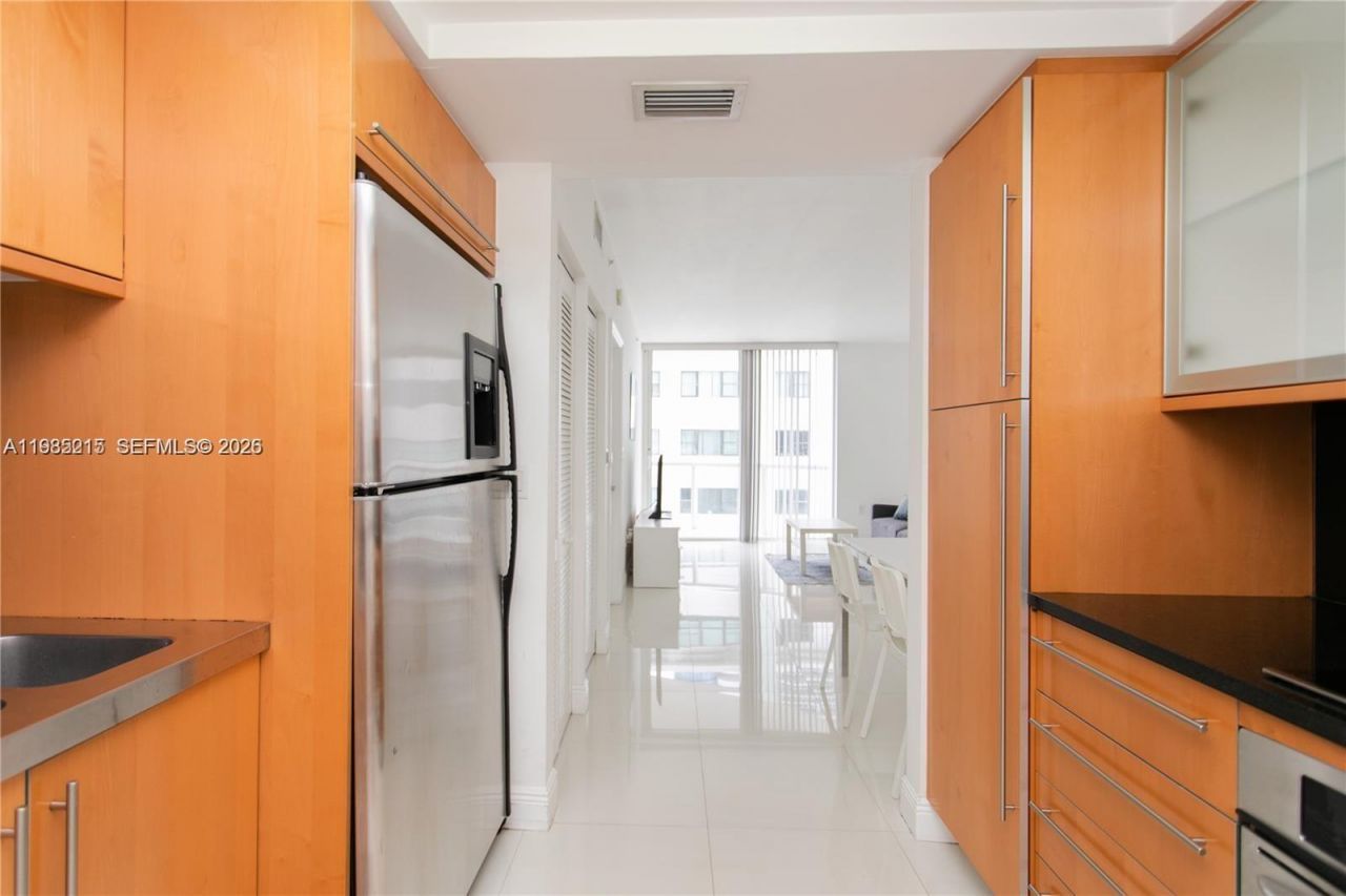 6365 Collins Ave, Unit 806, Miami Beach, FL 33141 Photo