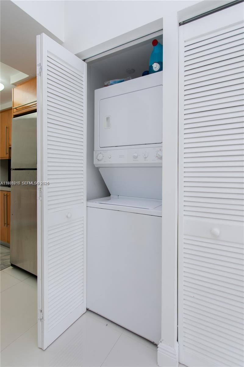 6365 Collins Ave, Unit 806, Miami Beach, FL 33141 Photo