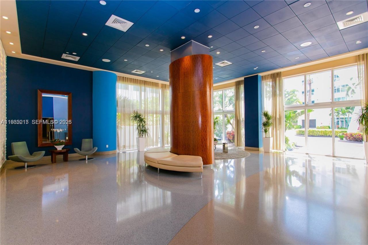 6365 Collins Ave, Unit 806, Miami Beach, FL 33141 Photo