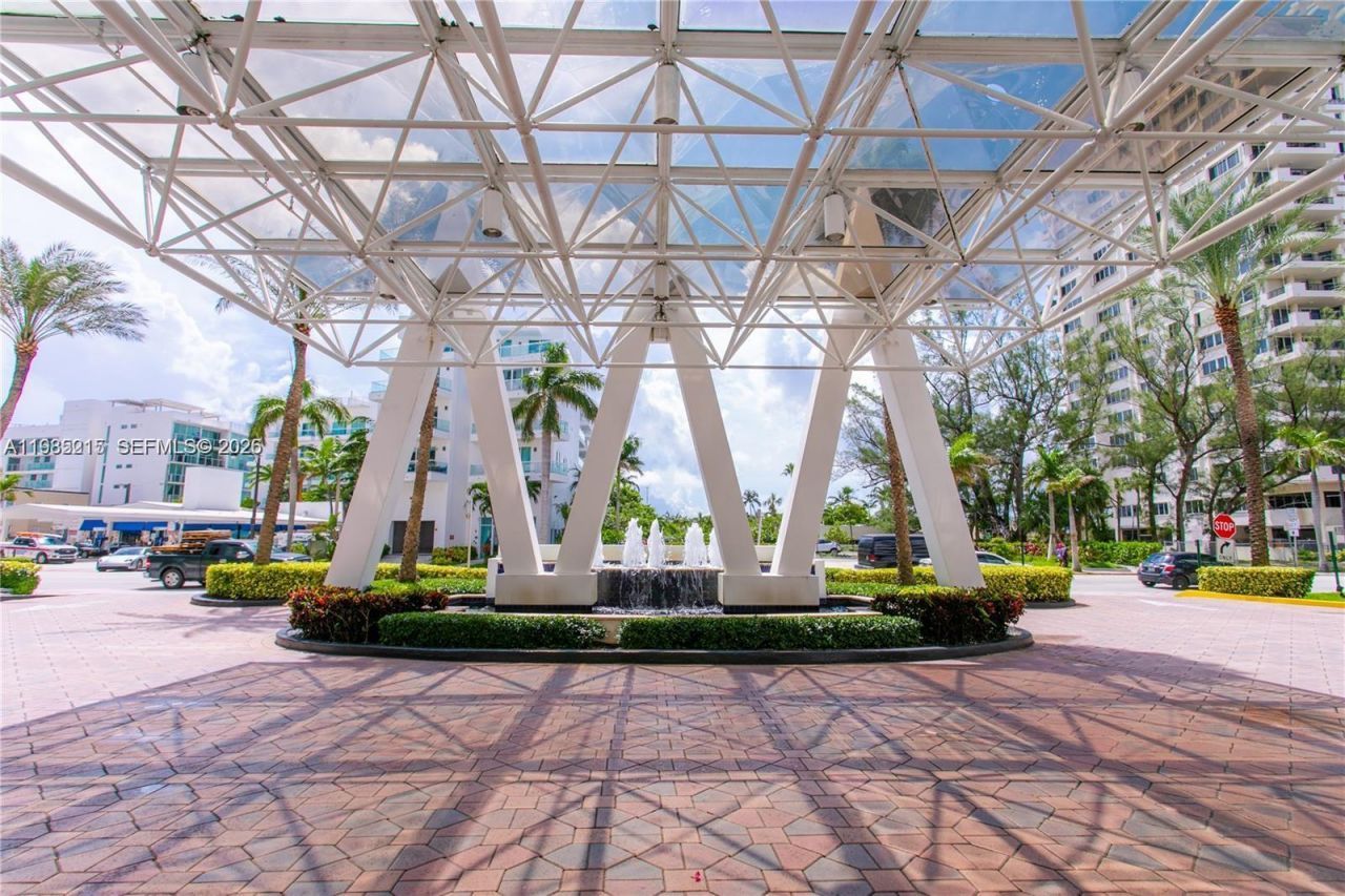 6365 Collins Ave, Unit 806, Miami Beach, FL 33141 Photo