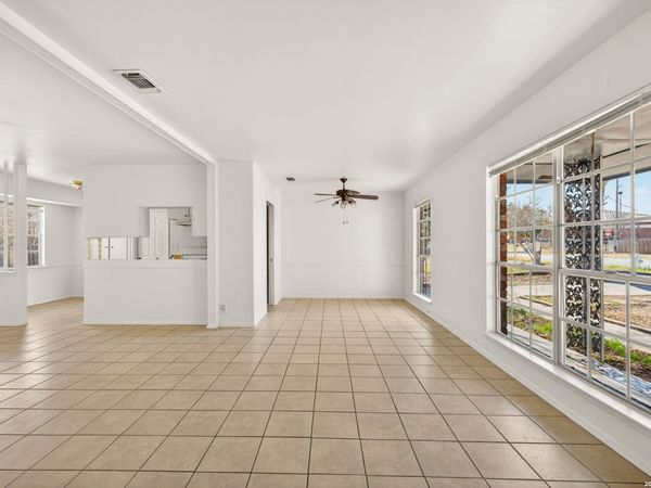 5958 Midcrown, San Antonio, TX 78218