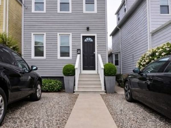 633 Thomas Blvd, East Orange, NJ 07017