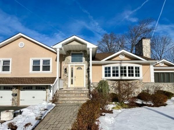 126 Mckinley Ave, East Hanover, NJ 07936