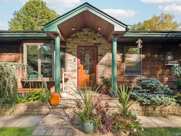 52 Hazard Avenue, Huntington, NY 11746