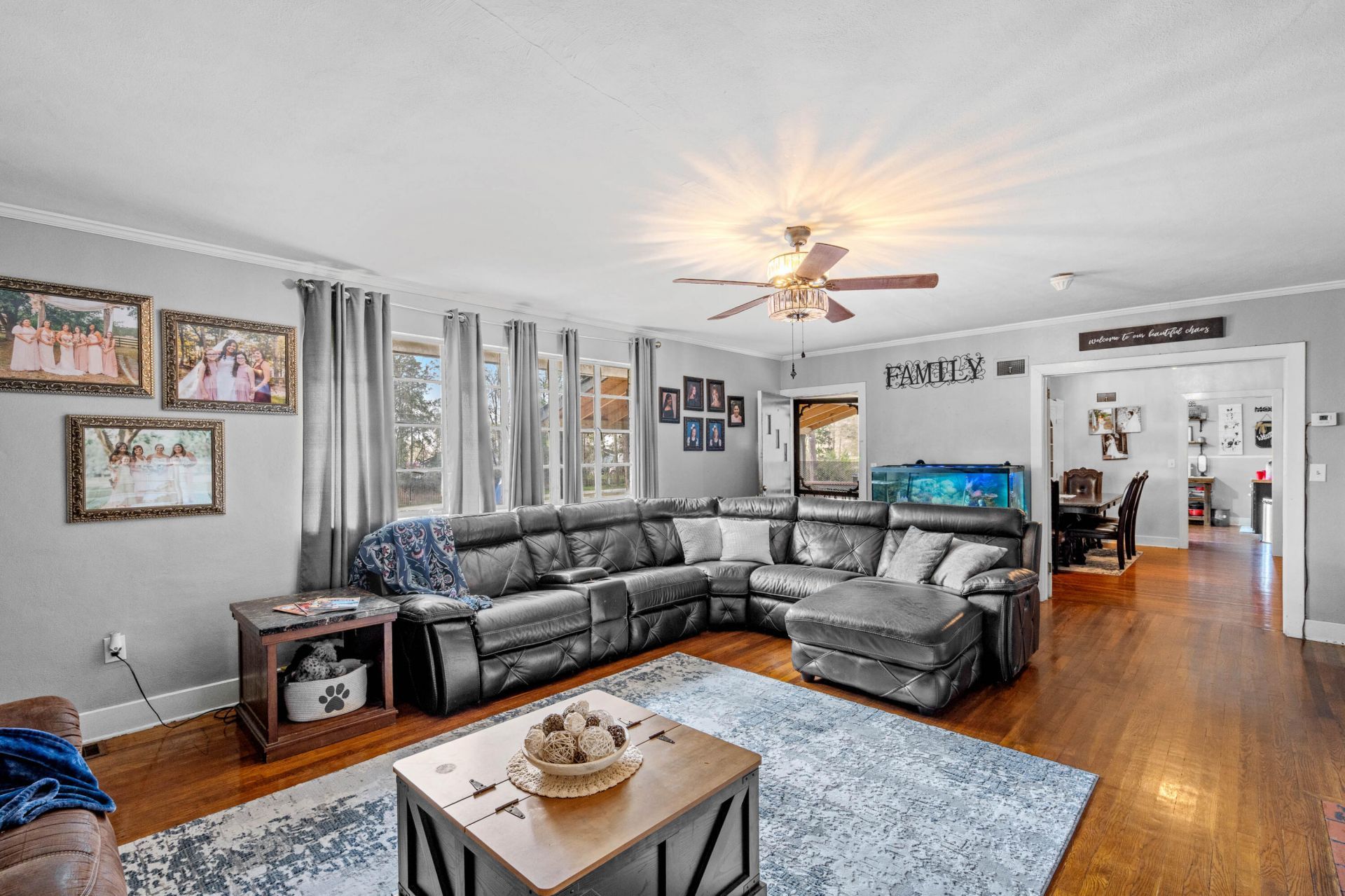 22 Flowers Street Photo 10