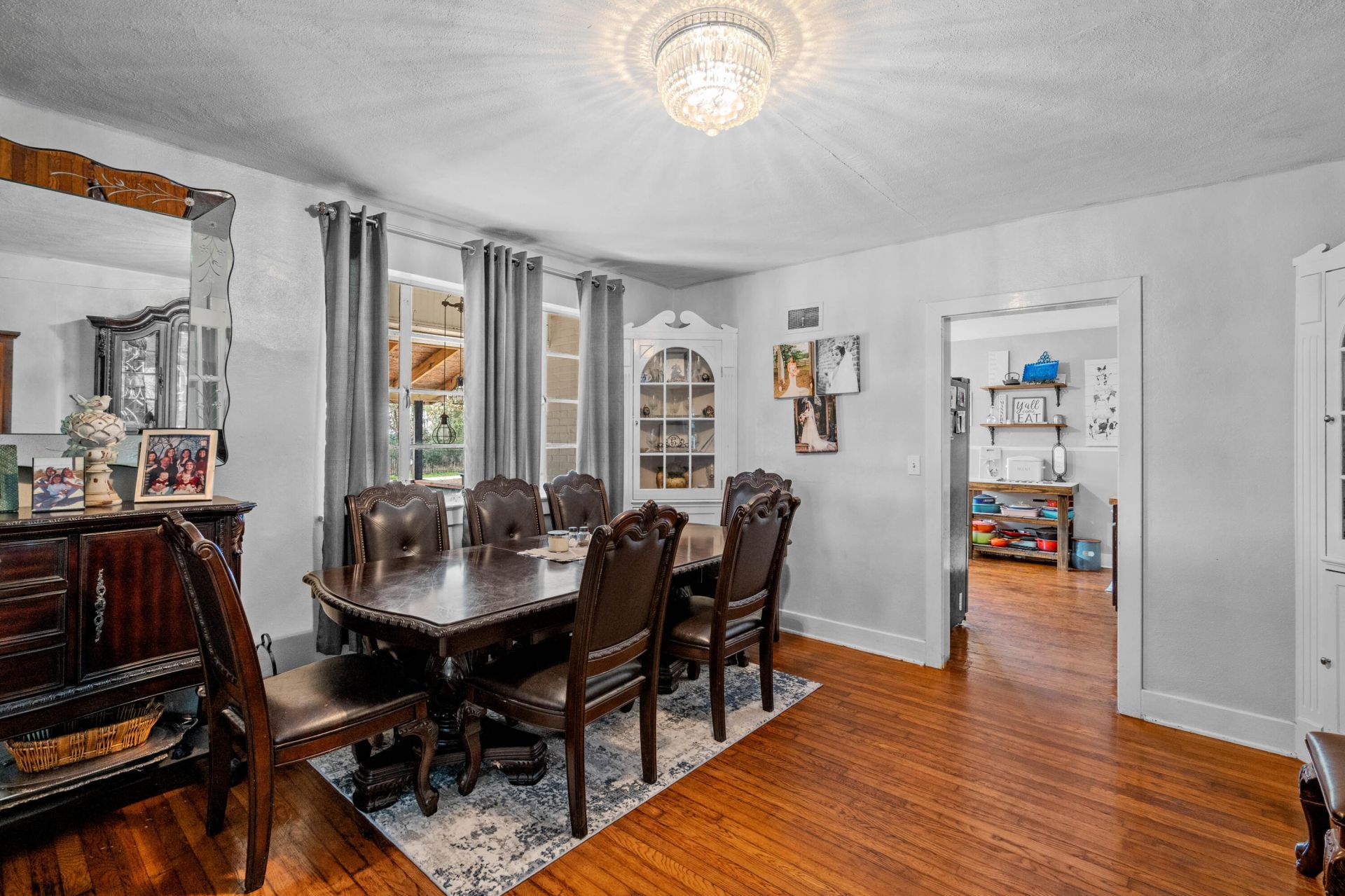 22 Flowers Street Photo 14