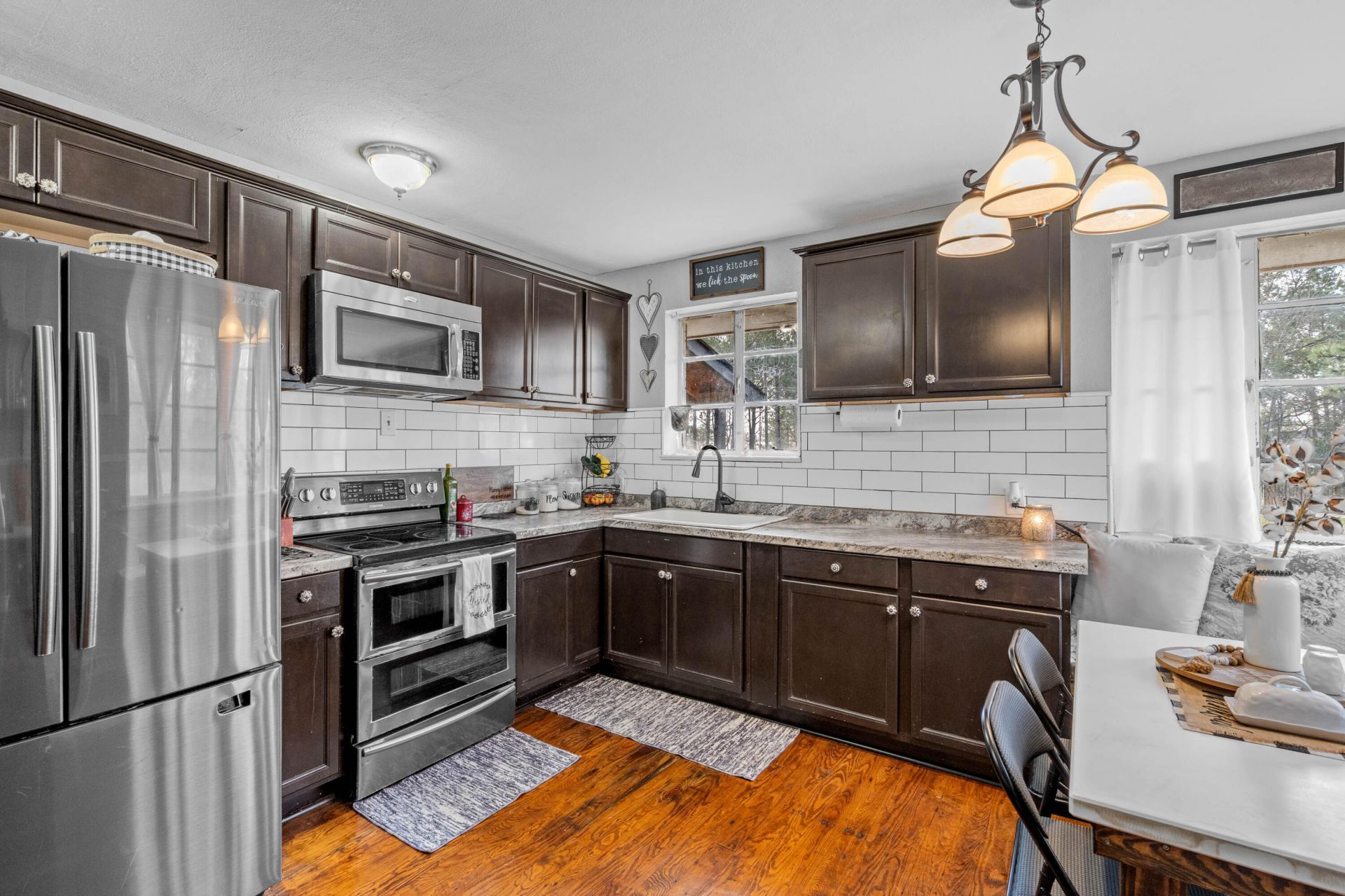 22 Flowers Street Photo 17