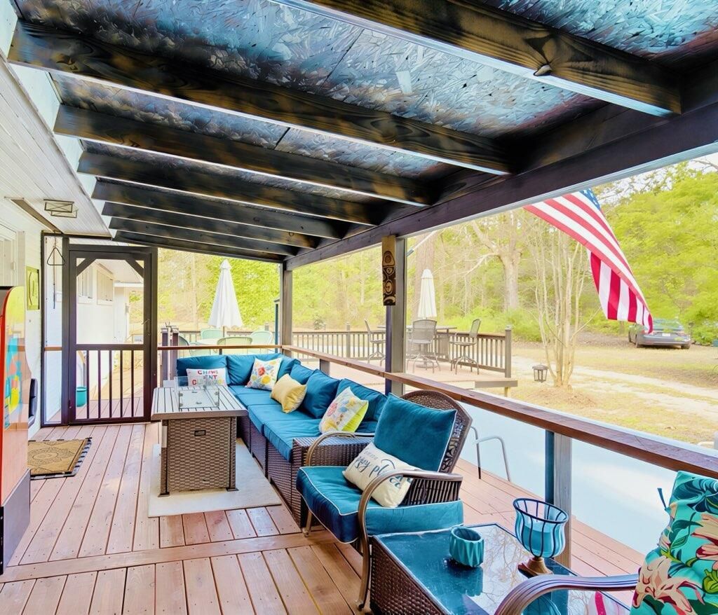 22 Flowers Street Photo 33