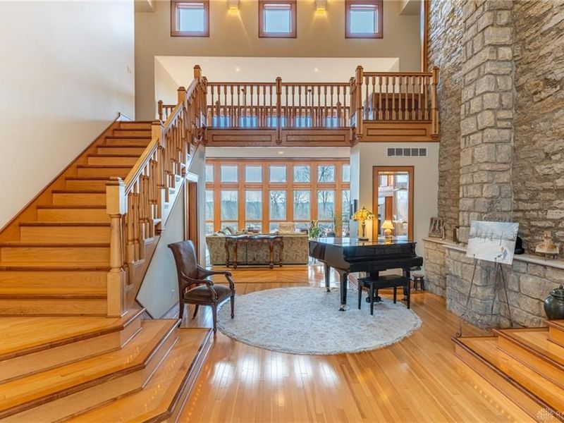 590 Versailles Drive, Centerville, OH 45459 Photo 10