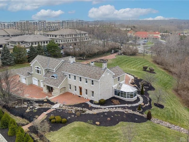 590 Versailles Drive, Centerville, OH 45459 Photo 3