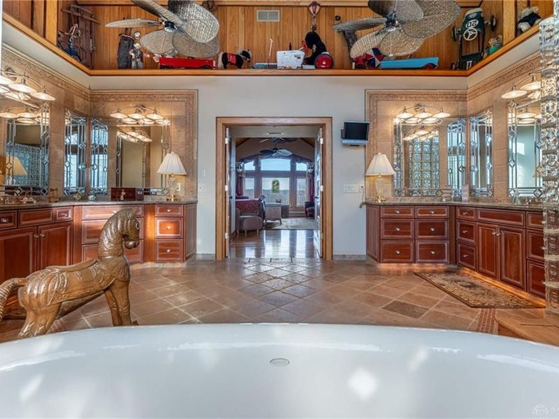 590 Versailles Drive, Centerville, OH 45459 Photo 66