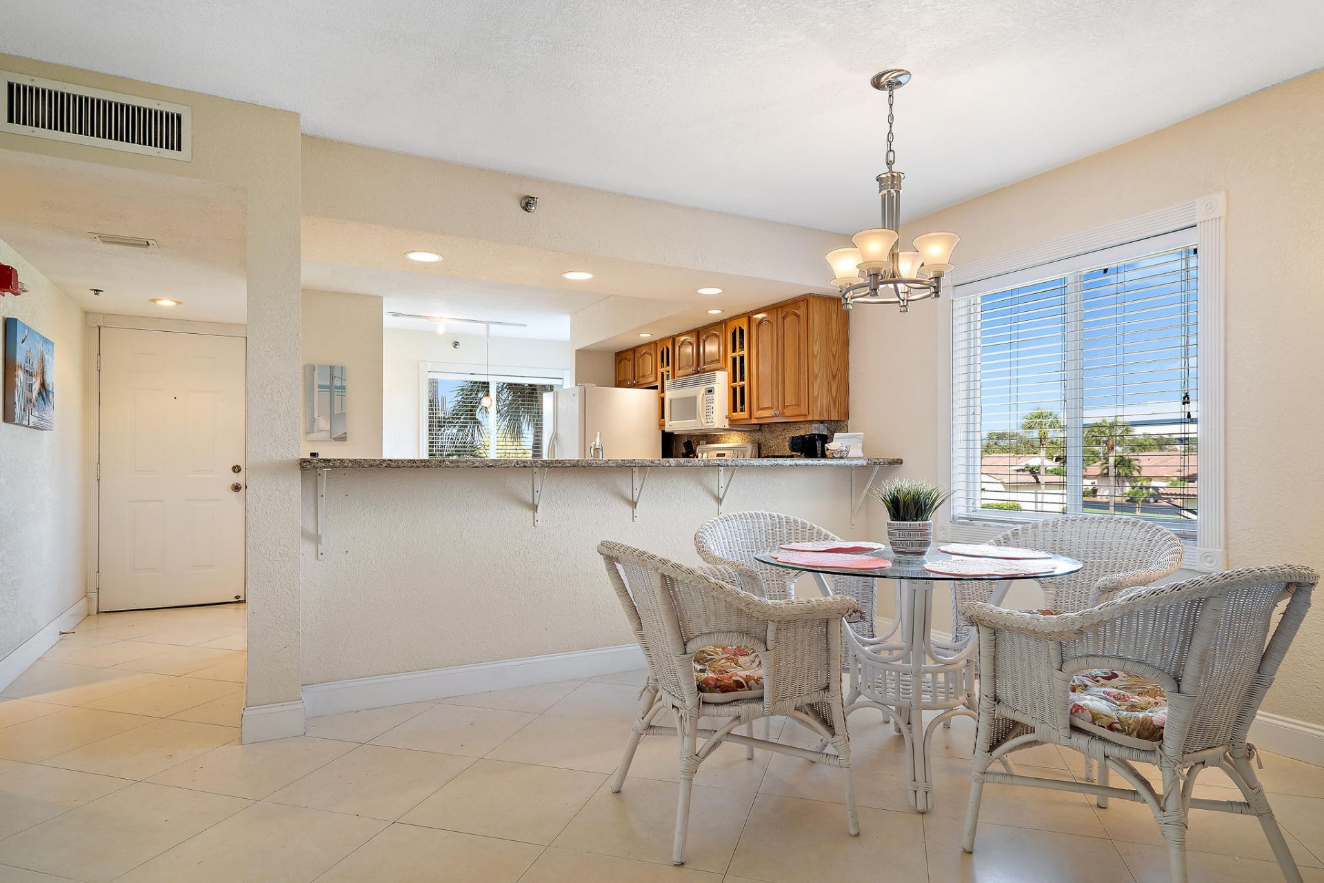 275 Palm Avenue, Unit C201, Jupiter, FL 33477 Photo