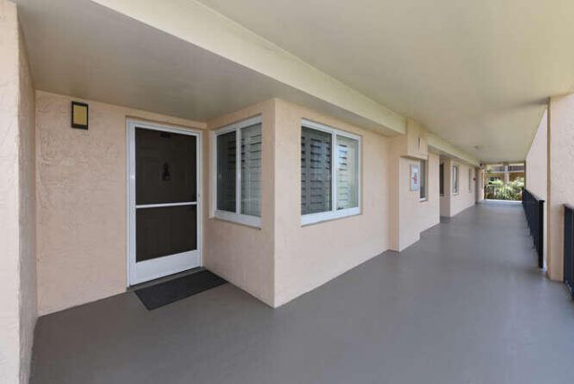 275 Palm Avenue, Unit C406, Jupiter, FL 33477 Photo