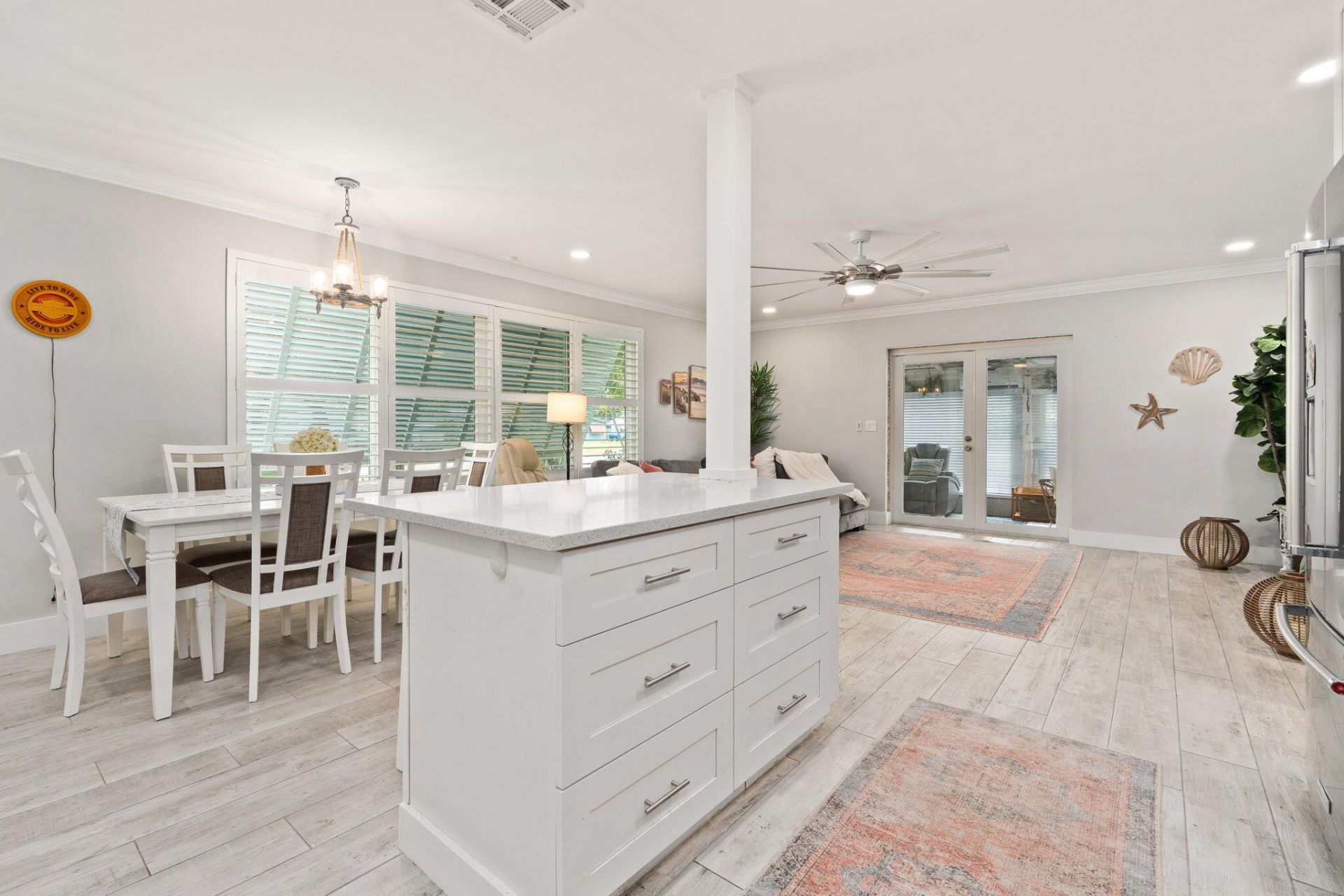 819 SE Stypmann Boulevard, Stuart, FL 34994 Photo