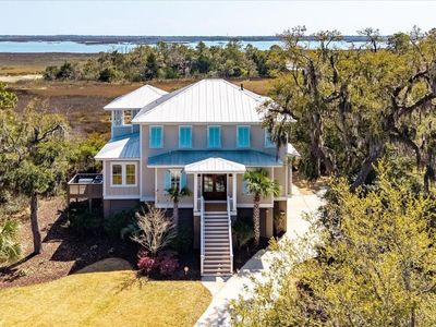 3250 Sand Marsh Lane, Mount Pleasant, SC 29466