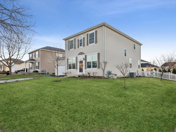 1880 Bluestem Circle , Aurora, IL 60504