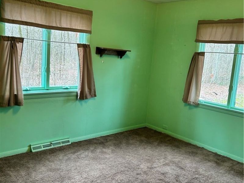 2394 Janice Drive, Southington, OH 44470 Photo 29