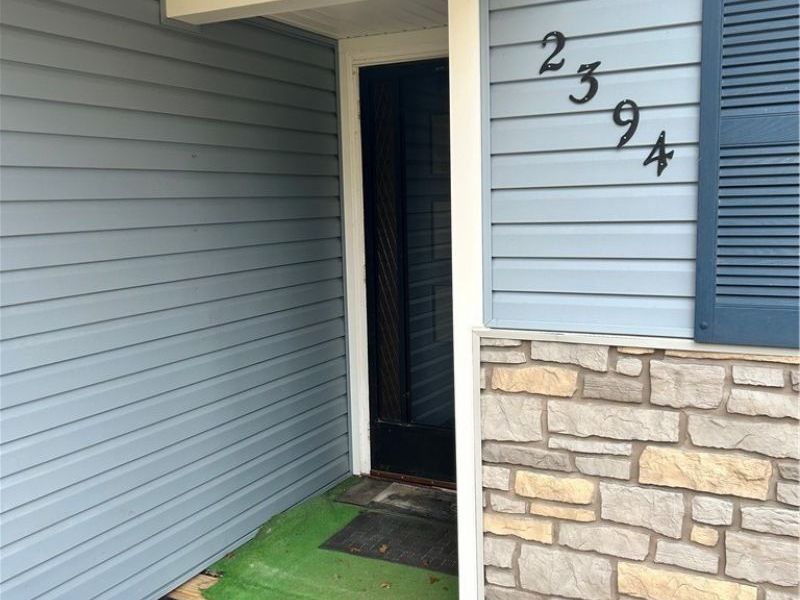 2394 Janice Drive, Southington, OH 44470 Photo 6