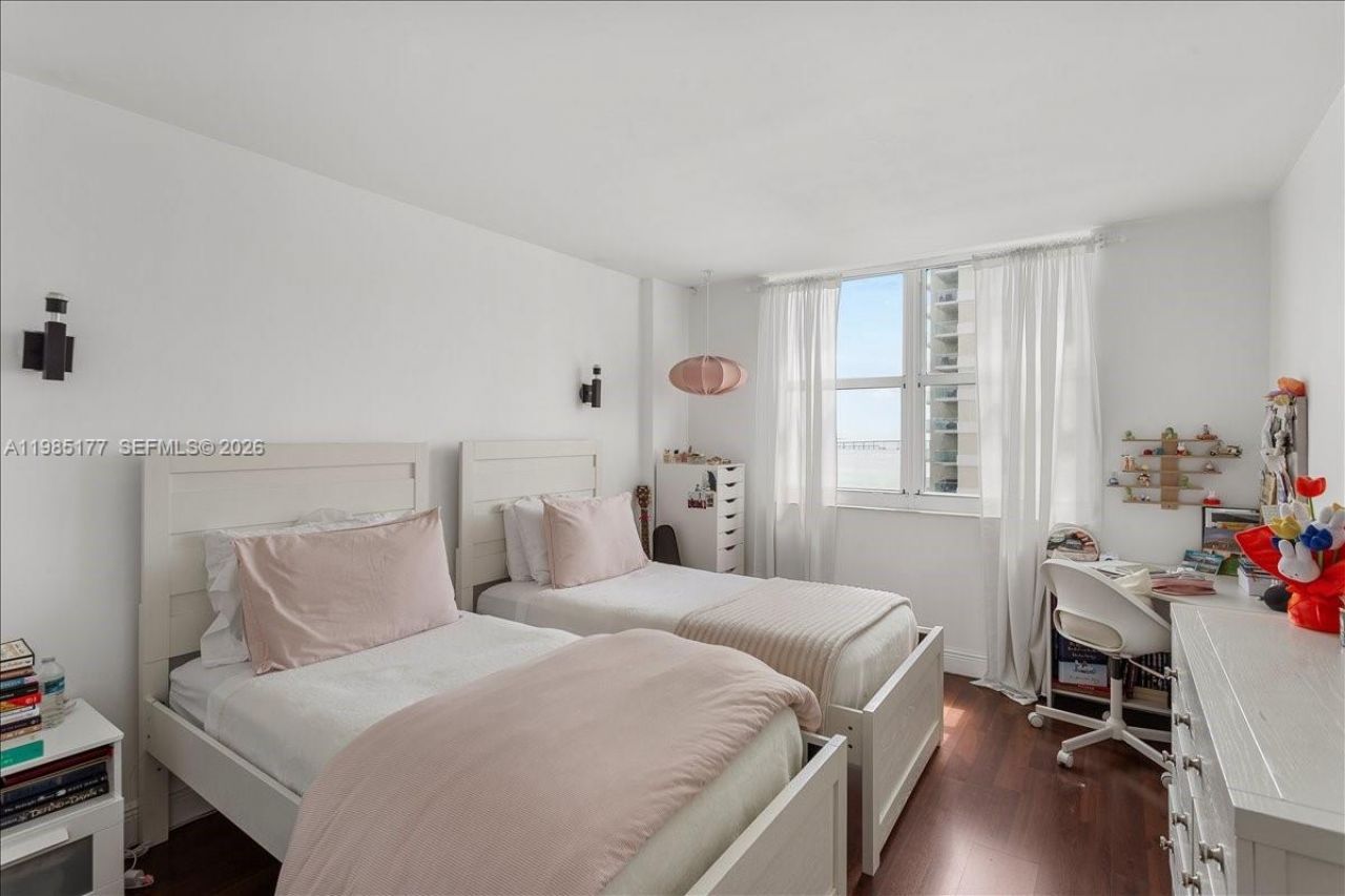 770 Claughton Island Dr , Unit 1614, Miami, FL 33131 Photo