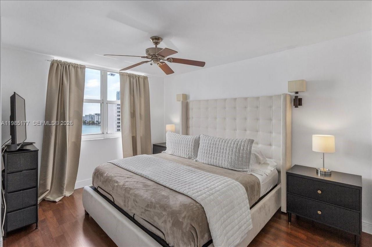 770 Claughton Island Dr , Unit 1614, Miami, FL 33131 Photo