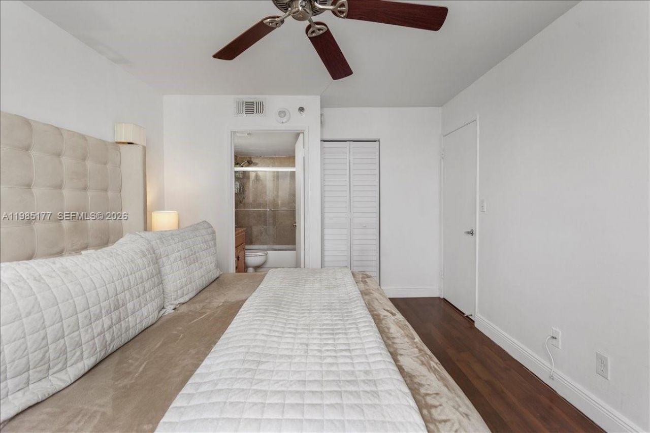 770 Claughton Island Dr , Unit 1614, Miami, FL 33131 Photo