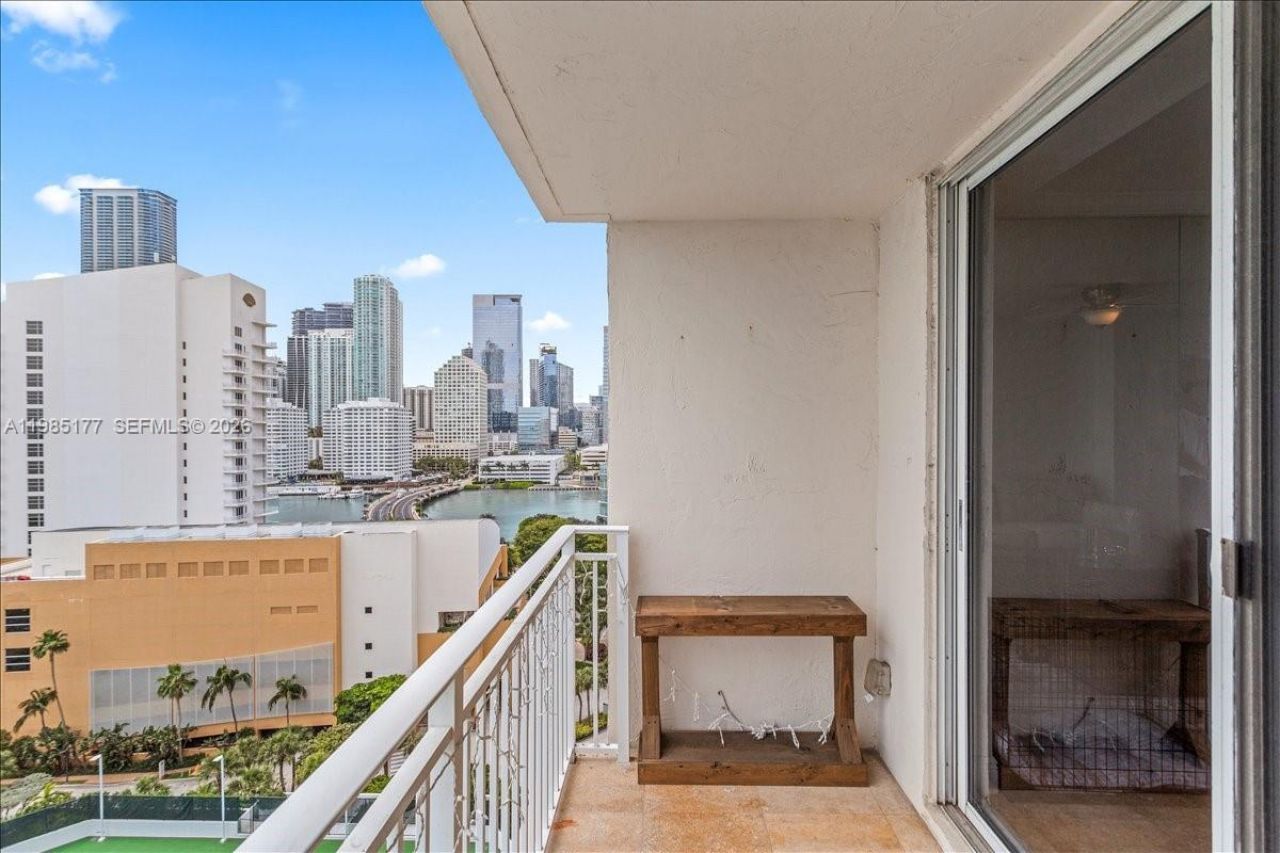 770 Claughton Island Dr , Unit 1614, Miami, FL 33131 Photo