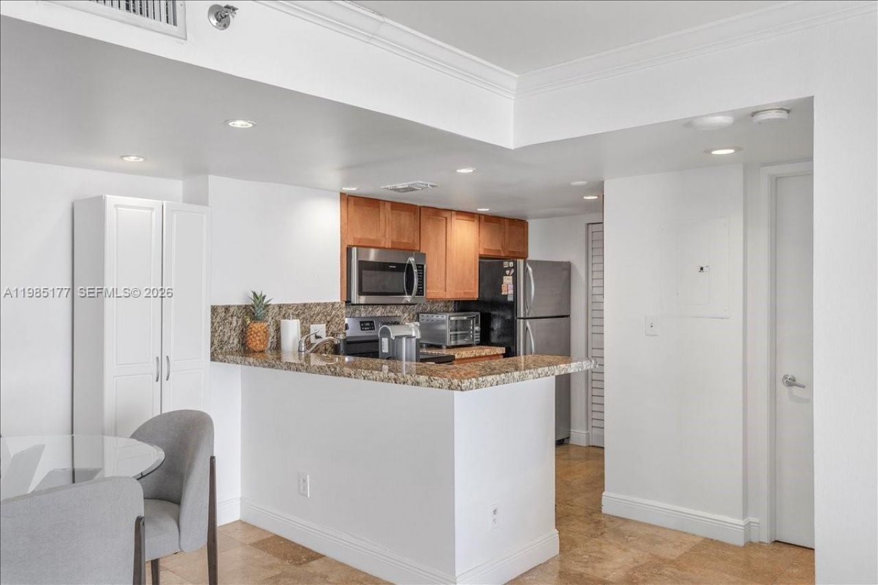 770 Claughton Island Dr , Unit 1614, Miami, FL 33131 Photo