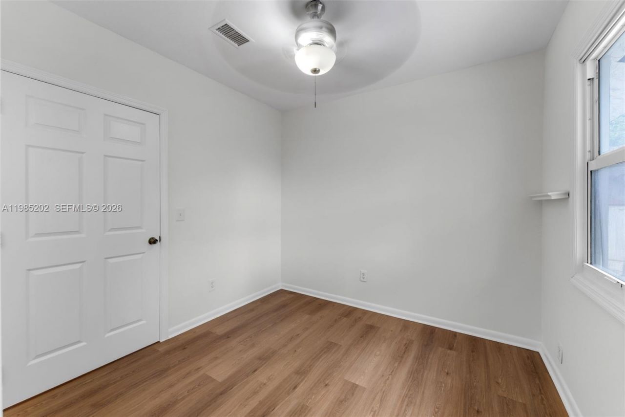 1621 NW 55th St , Miami, FL 33142 Photo