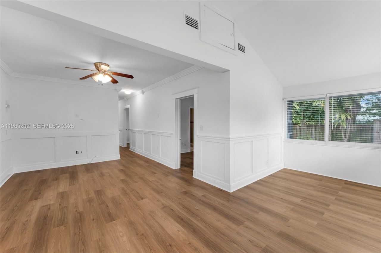 1621 NW 55th St , Miami, FL 33142 Photo