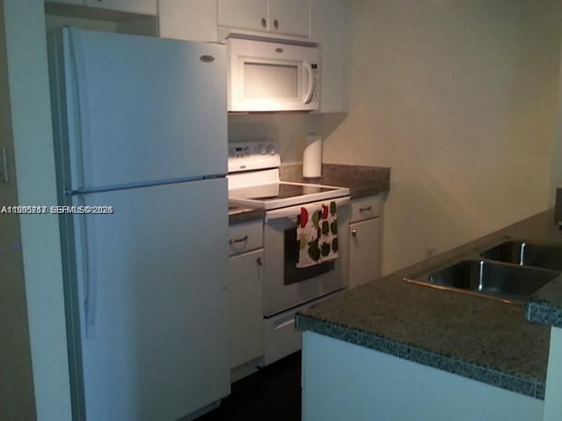 2740 SW 28th Ter , Unit 503, Miami, FL 33133 Photo