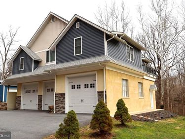 5235 DURHAM ROAD , Unit 212, RIEGELSVILLE, PA 18077