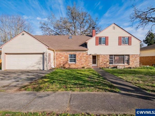 1303 10th Av SW, Albany, OR 97321