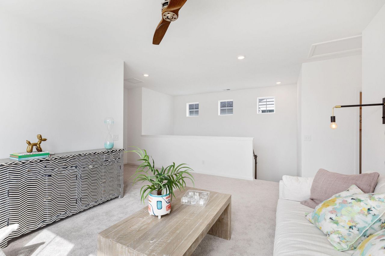 984 Scotch Bonnet Way Photo 18