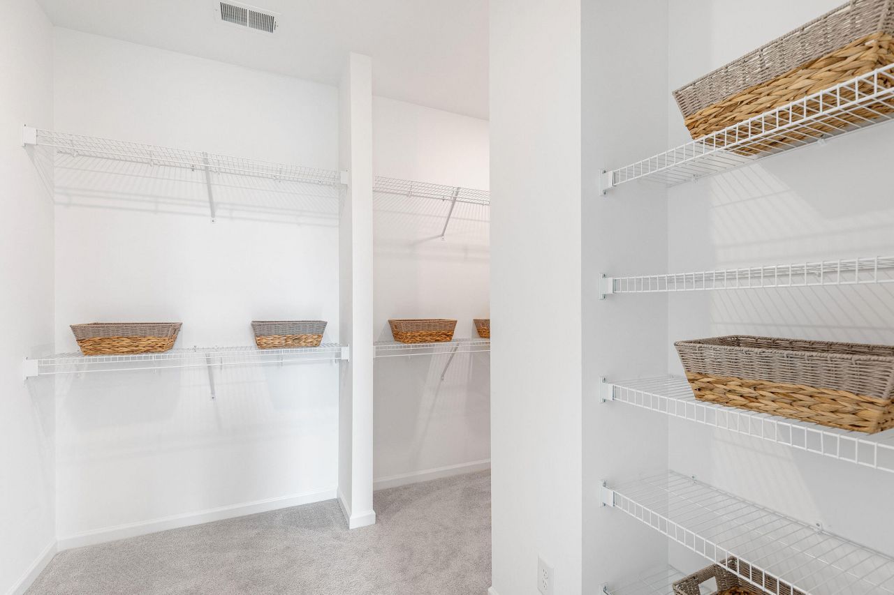 984 Scotch Bonnet Way Photo 24