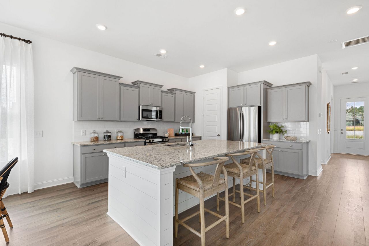 984 Scotch Bonnet Way Photo 8