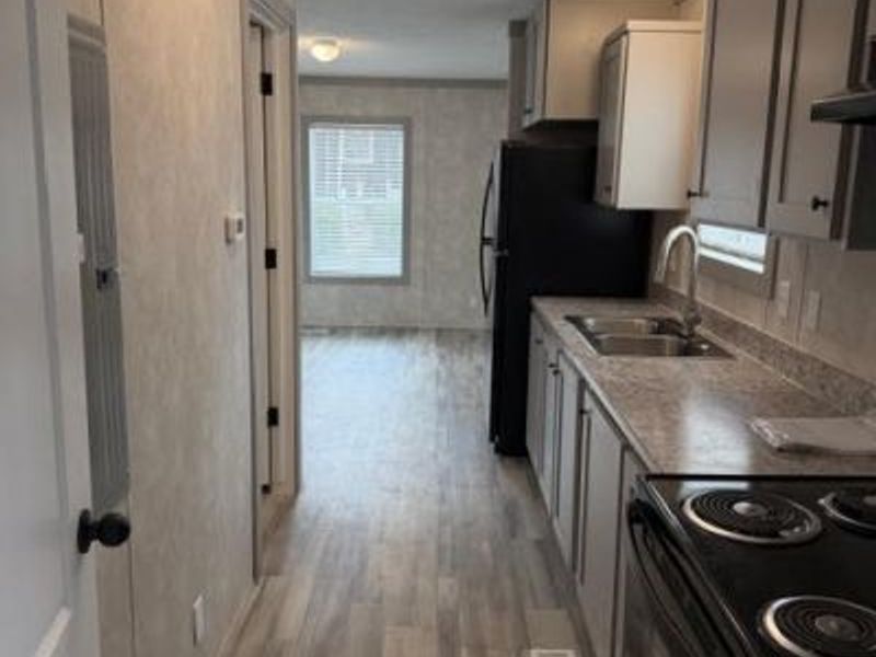 62 Hyland Drive, Akron, OH 44312 Photo 4