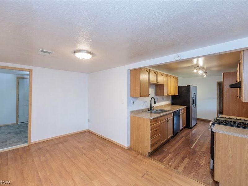 12286 Eaton Boulevard, Grafton, OH 44044 Photo 16