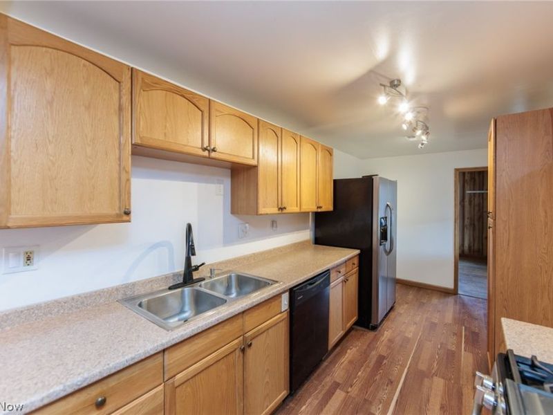 12286 Eaton Boulevard, Grafton, OH 44044 Photo 19