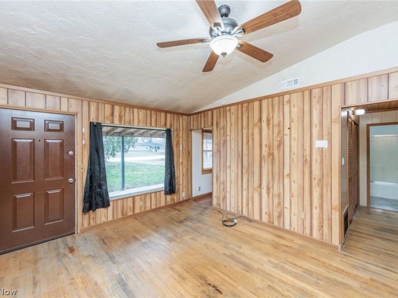 12286 Eaton Boulevard, Grafton, OH 44044 Photo 25