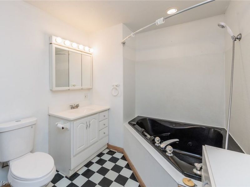 12286 Eaton Boulevard, Grafton, OH 44044 Photo 32