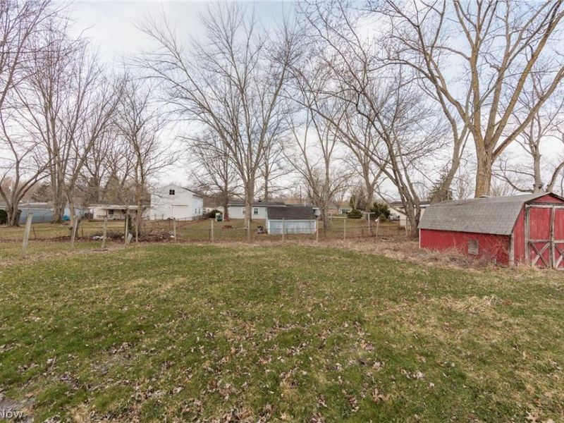 12286 Eaton Boulevard, Grafton, OH 44044 Photo 5