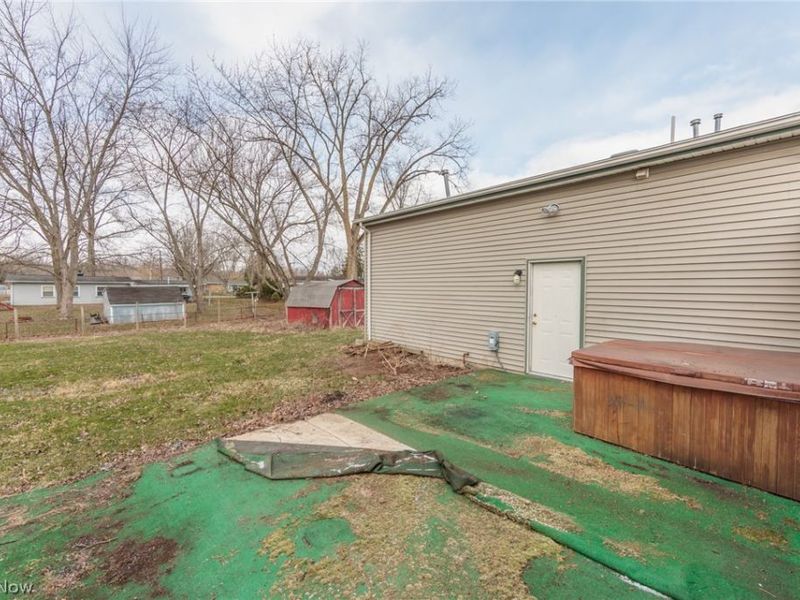 12286 Eaton Boulevard, Grafton, OH 44044 Photo 7