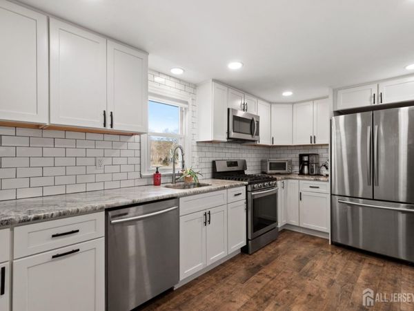 13 Millers Lane, Milltown, NJ 08850