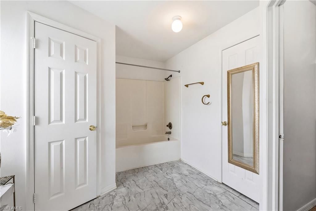 2009 NE 13th Pl, Cape Coral, FL 33909 Photo