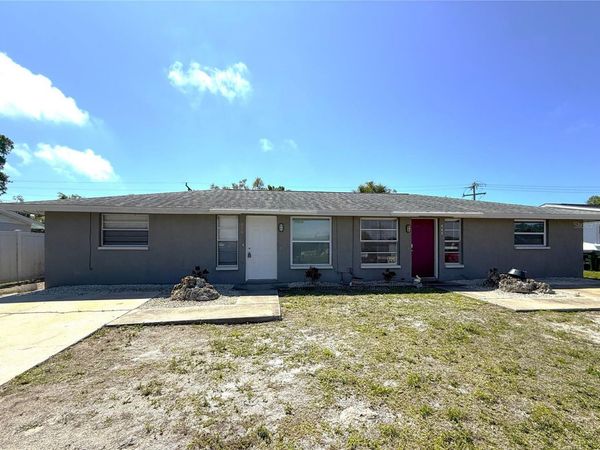 450 BRIARWOOD ROAD , VENICE, FL 34293