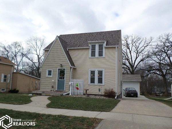 614 S Harlan Street, Algona, IA 50511