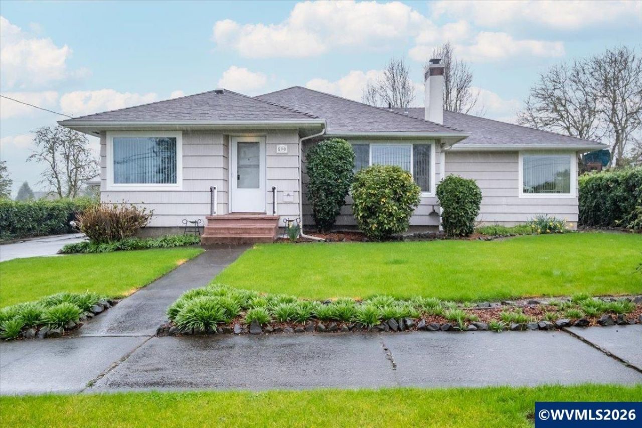 590 College St S, Monmouth, OR 97361 Main Photo