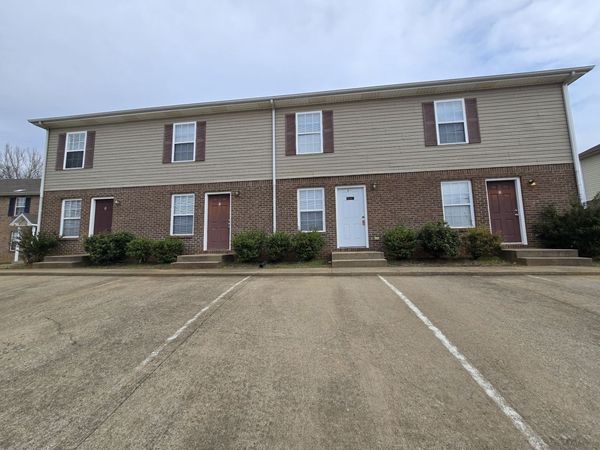 805 Oak Arbor Court , Unit B, Clarksville, TN 37040