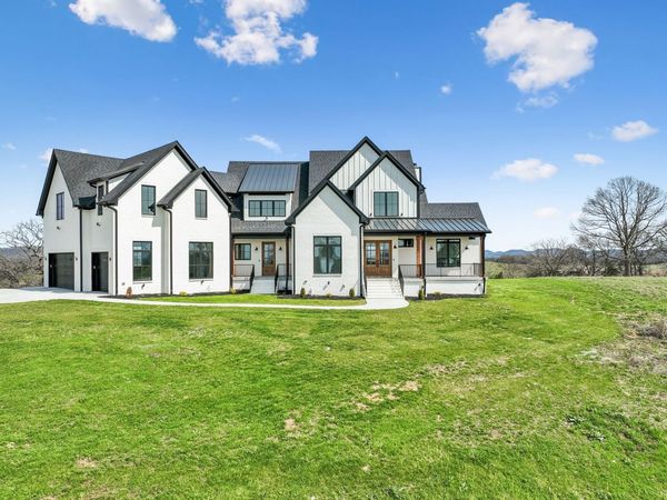 225 Boat Dock Rd , Hartsville, TN 37074