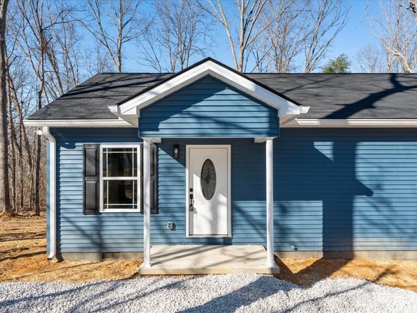 17 Central St , Tracy City, TN 37387